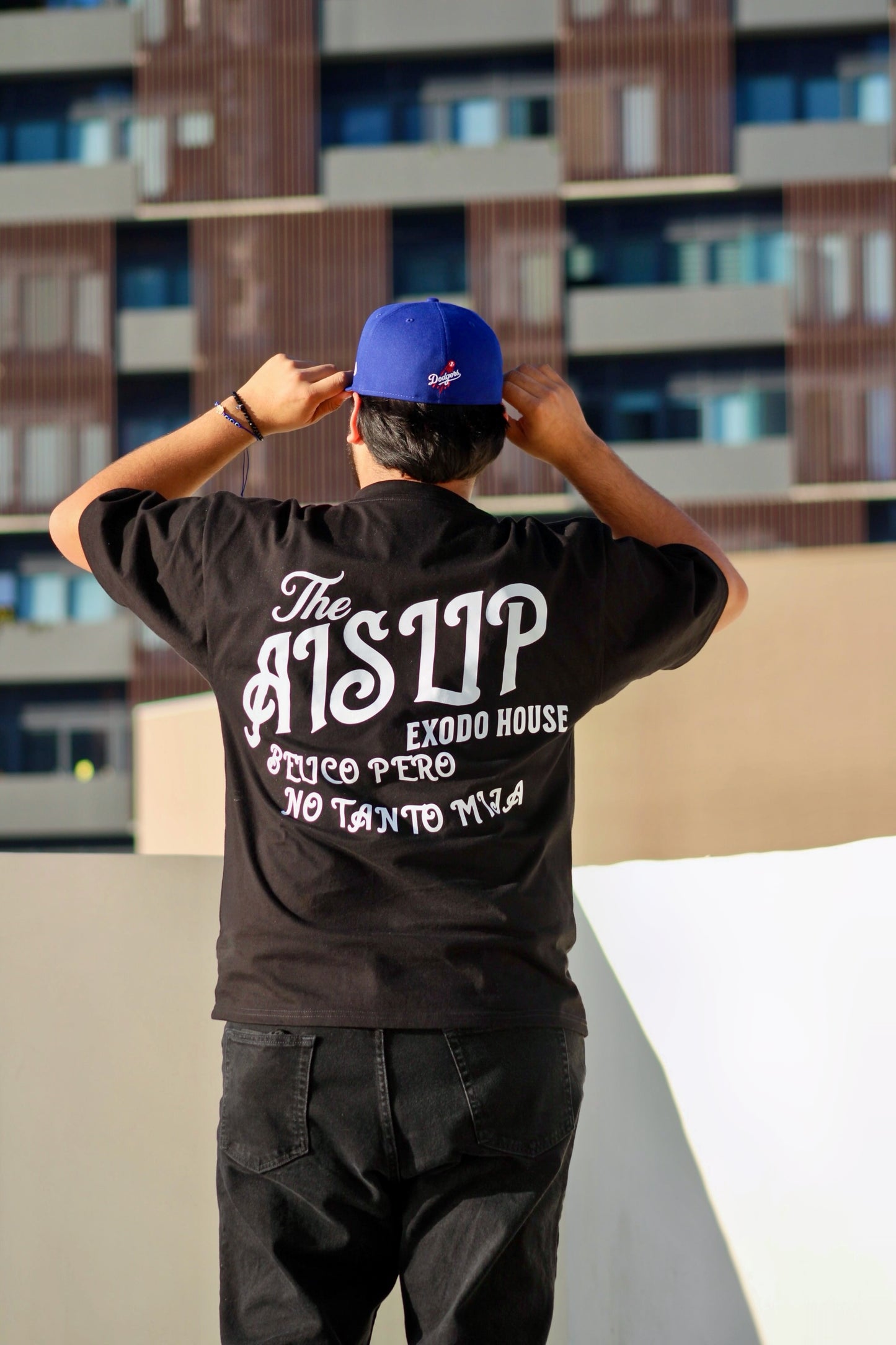 AISUP T-shirt